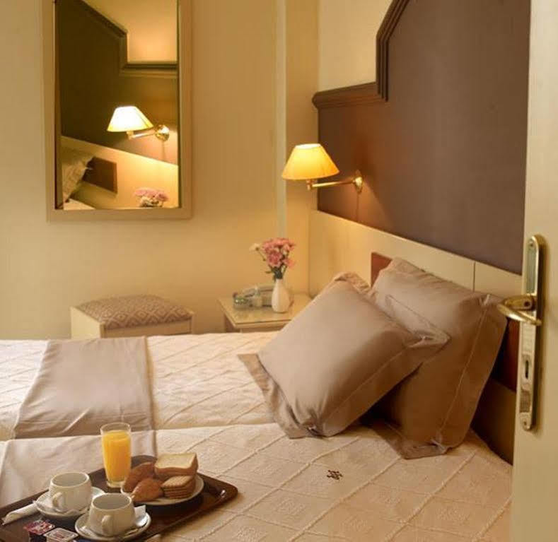 Hotel Platon Athén Kültér fotó