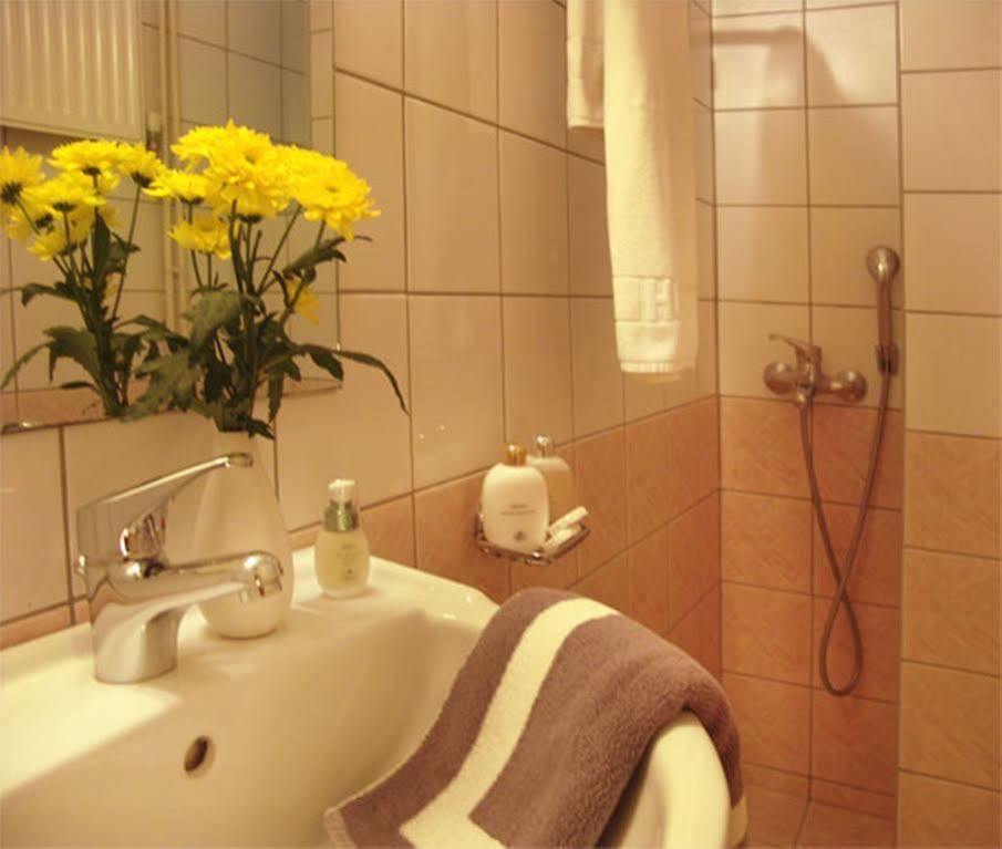 Hotel Platon Athén Kültér fotó